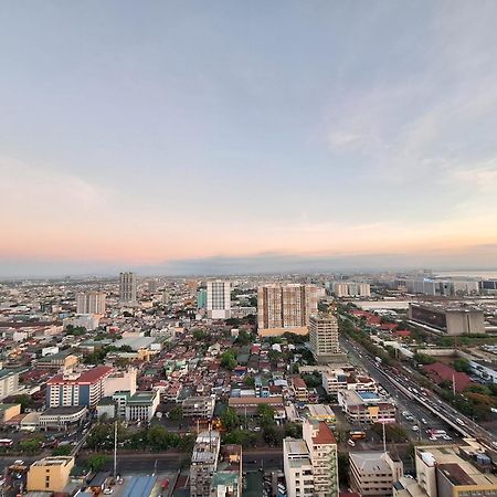 Coast Stay By J 40Th Floor Penthouse มะนิลา ภายนอก รูปภาพ