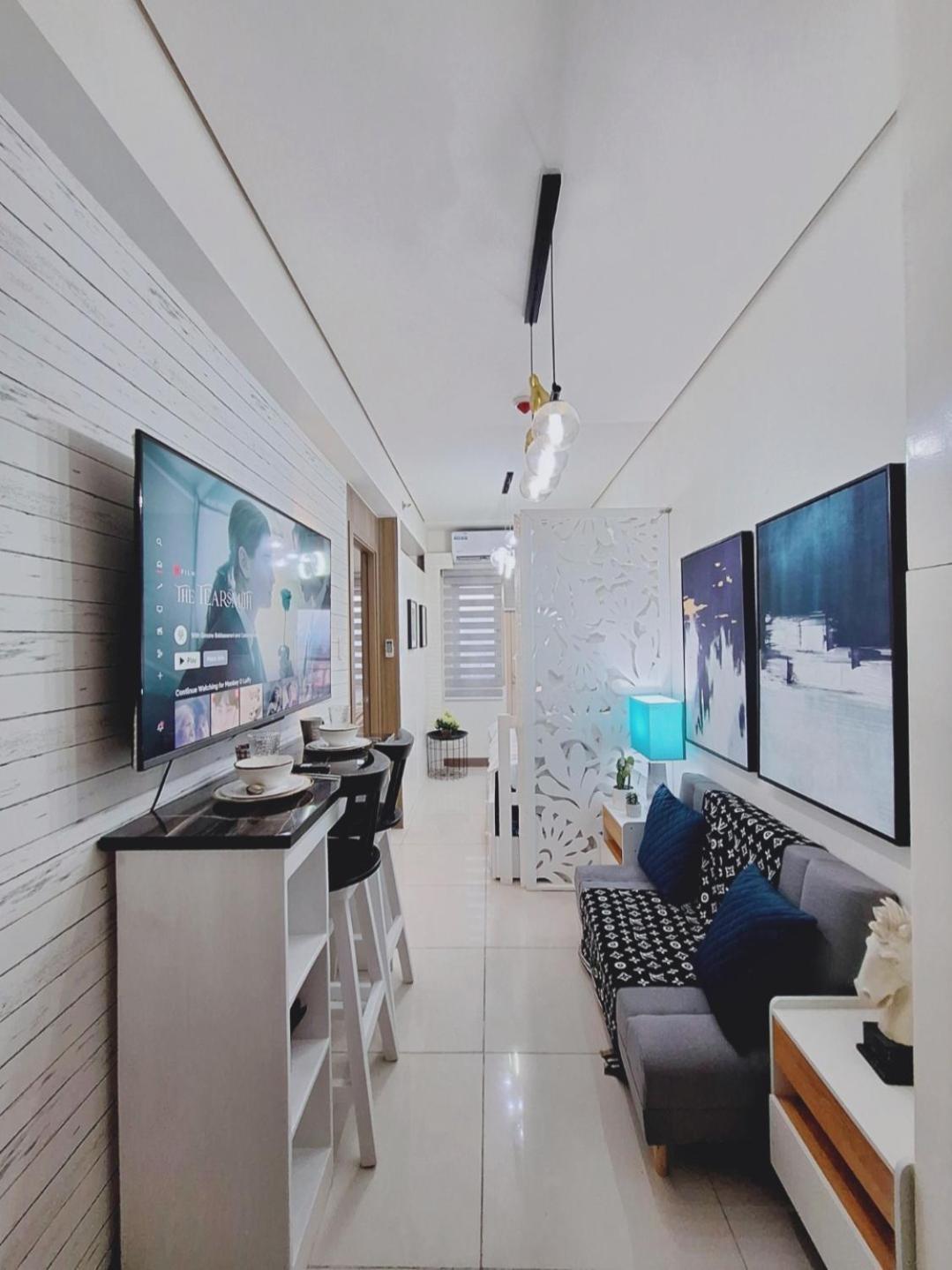 Coast Stay By J 40Th Floor Penthouse มะนิลา ภายนอก รูปภาพ