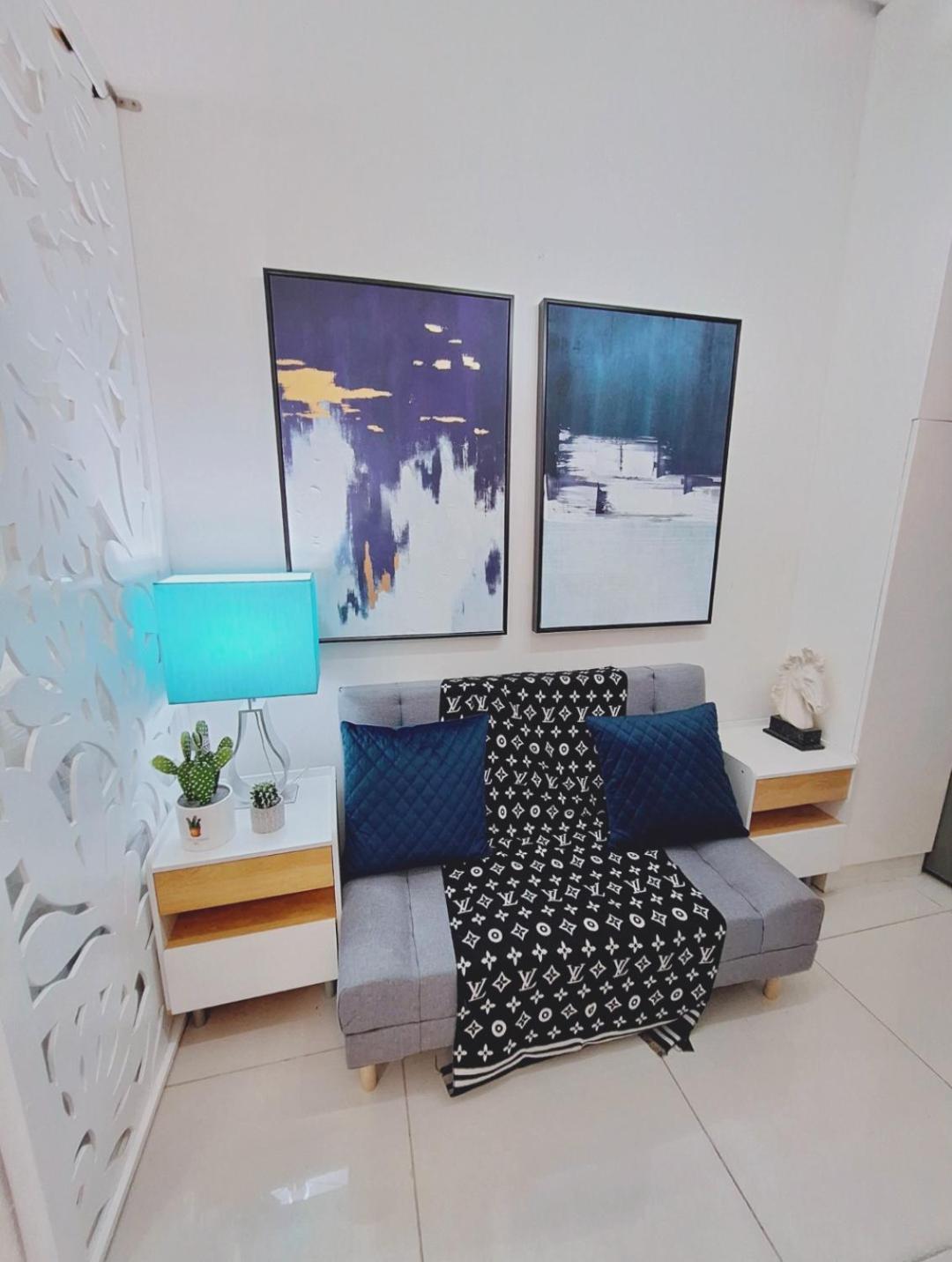 Coast Stay By J 40Th Floor Penthouse มะนิลา ภายนอก รูปภาพ